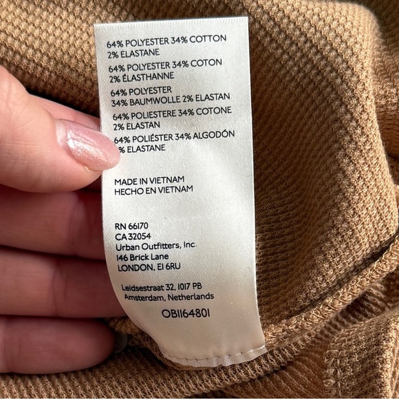 We The Free Fuji Off Shoulder Thermal Top Small S Pale Camel Waffle Knit Casual - Picture 10 of 12